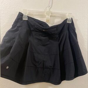 SOLD EUC Womens black Lululemon Pace Skirt | perfect  for tennis or pickleball